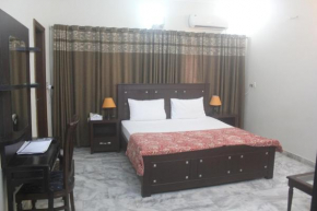 Отель Motel Inn  Карачи
